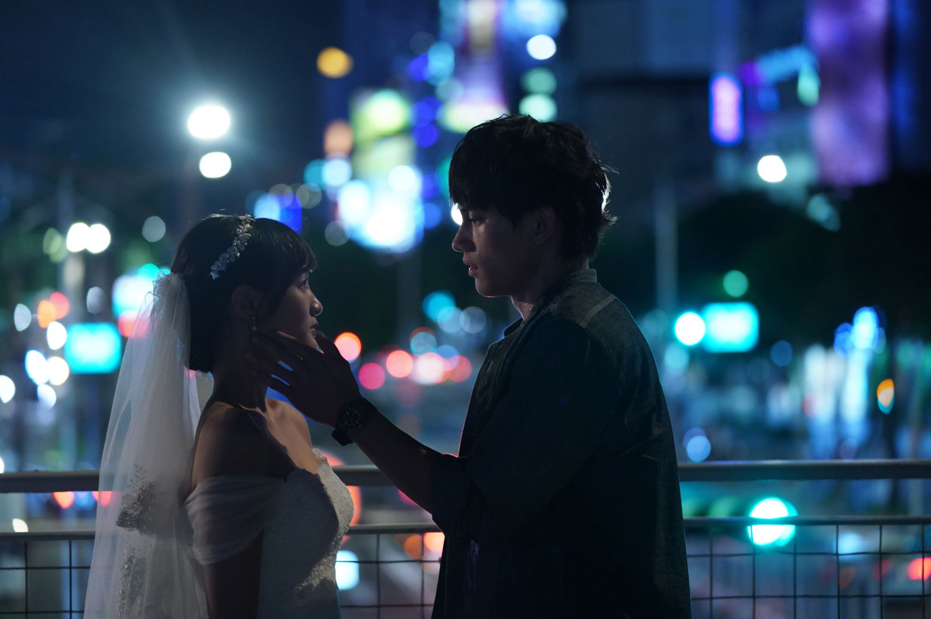 (左)王淨(右)范少勳 《比悲傷更悲傷的故事》影集K&Cream生死糾葛的悲催愛情