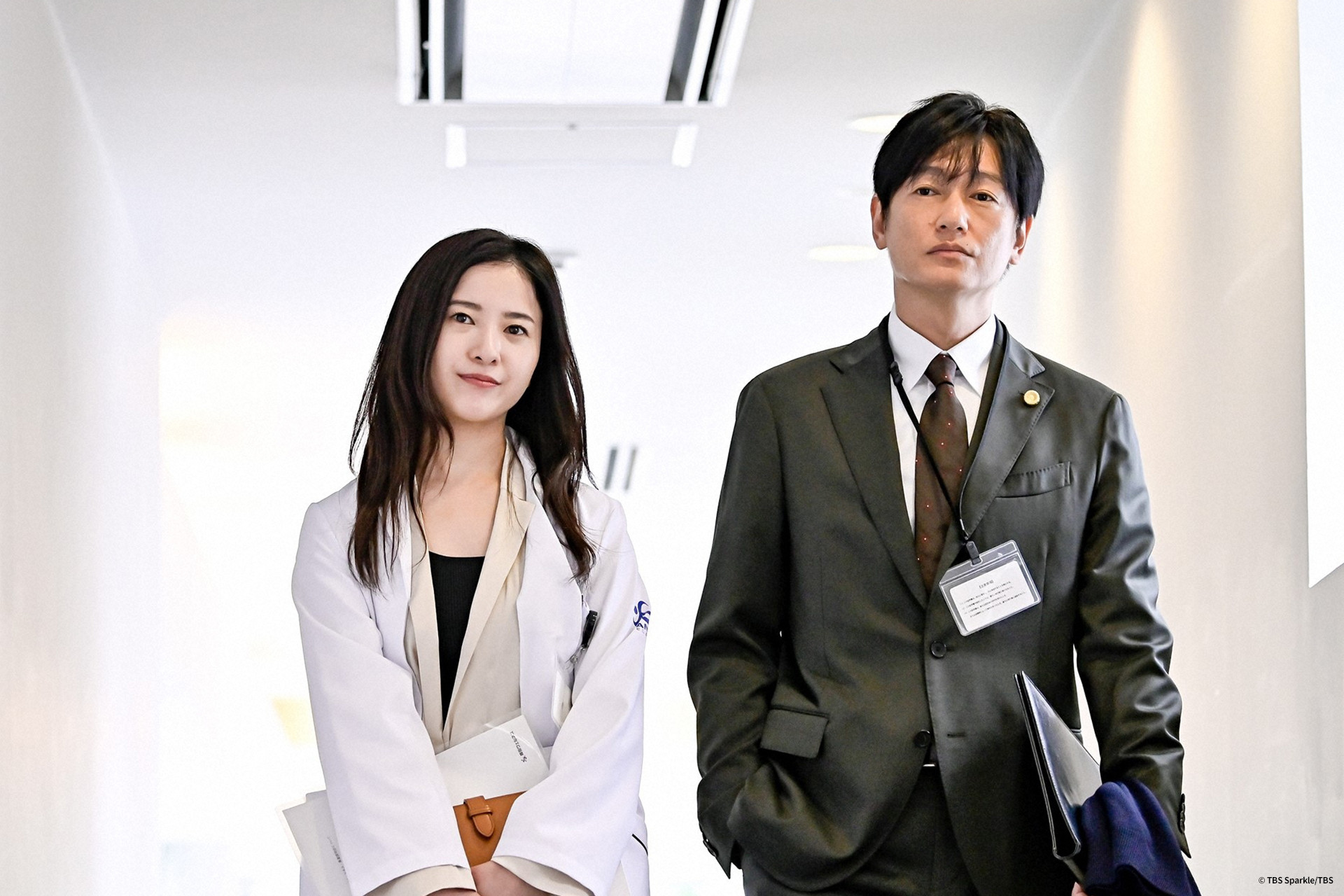 吉高由里子、井浦新