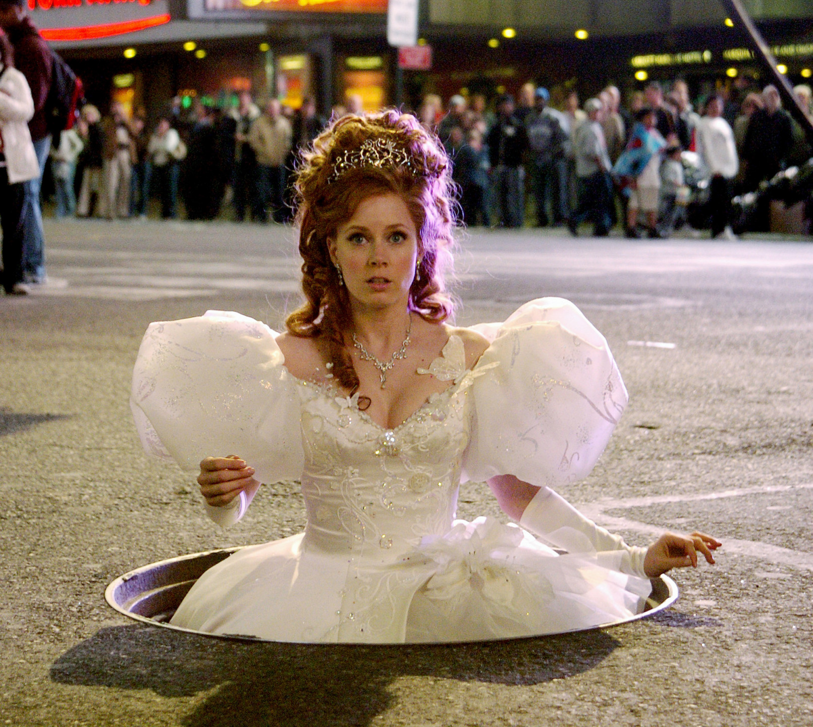 Amy-Adams-in-Enchanted