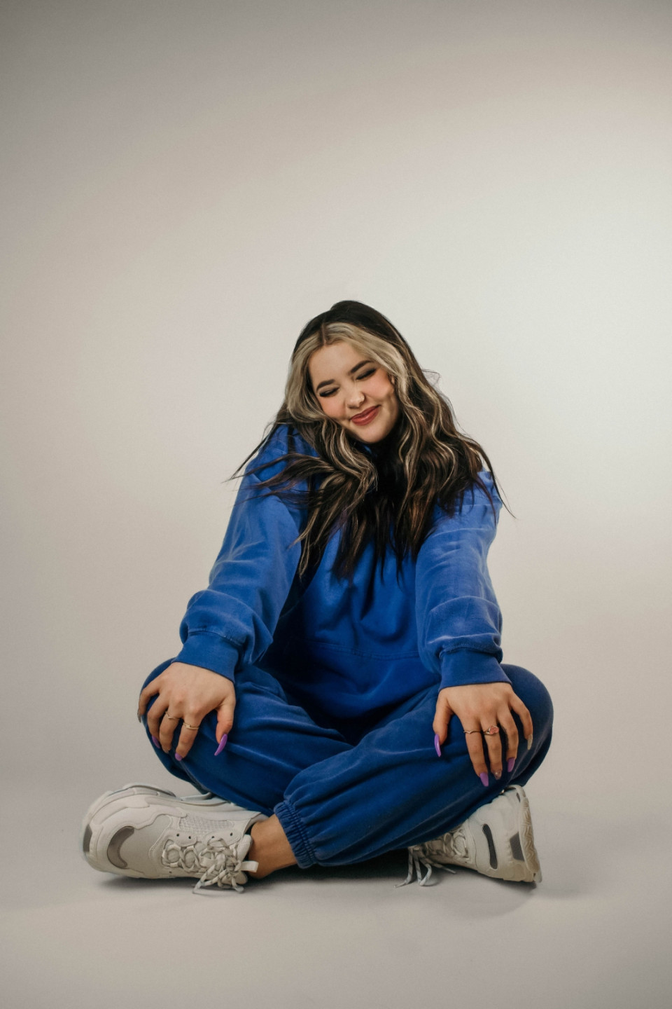 蘿菕 - 環球音樂提供2