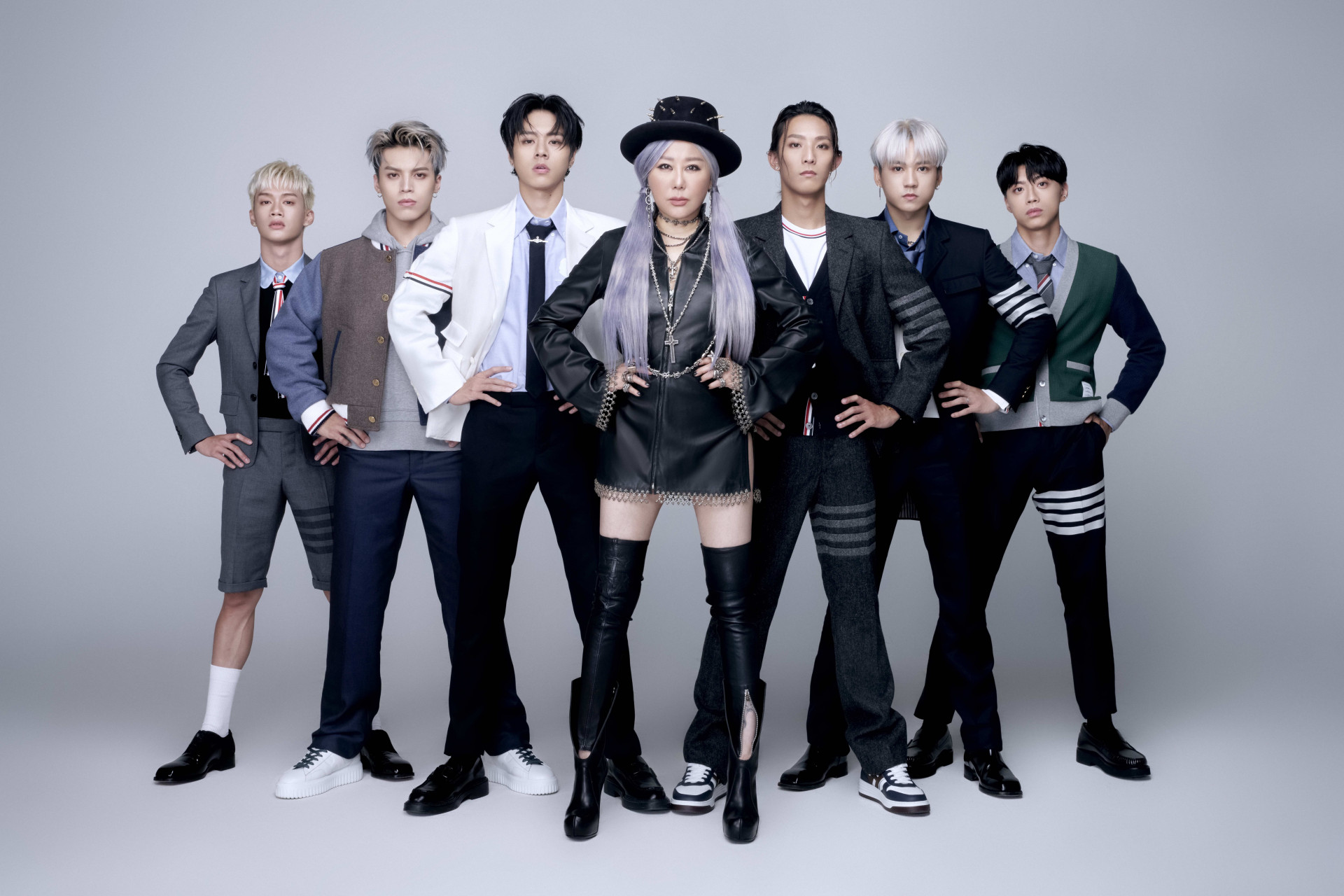 左至右:子翔、哲言、佳辰、藍心湄、煥鈞、祖安、文廷