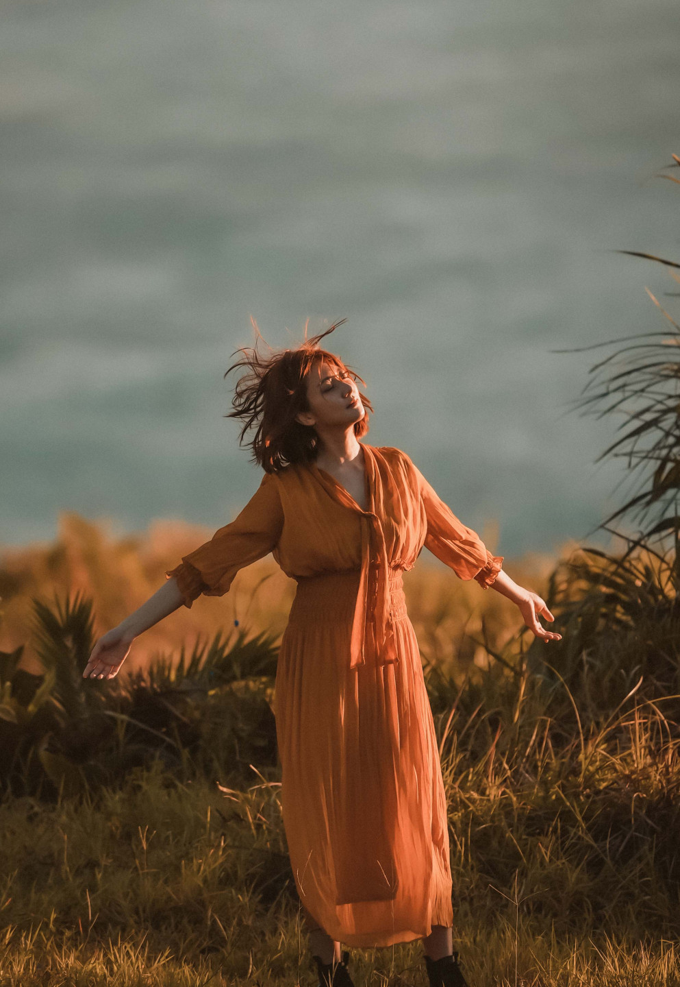 林逸欣二天一夜墾丁拍攝之旅,笑稱吸飽日月精華