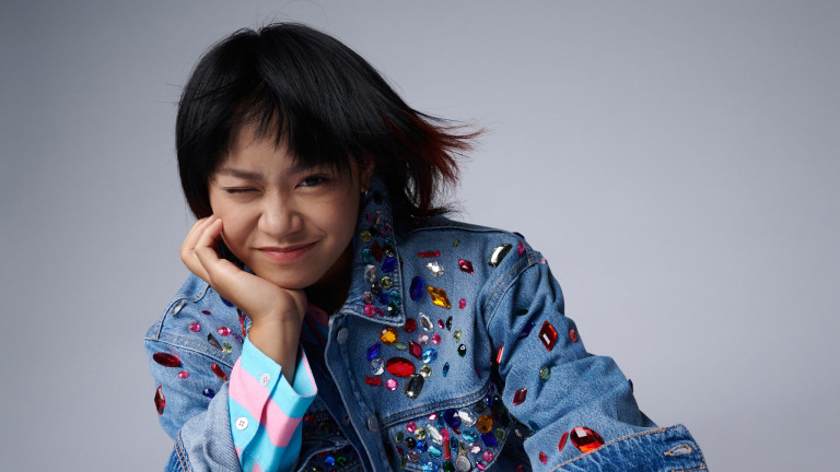 布農寶藏女孩Makav真愛 18歲初試啼聲 與「排灣普通女神」阿爆約定 20 歲發專輯作為成年禮