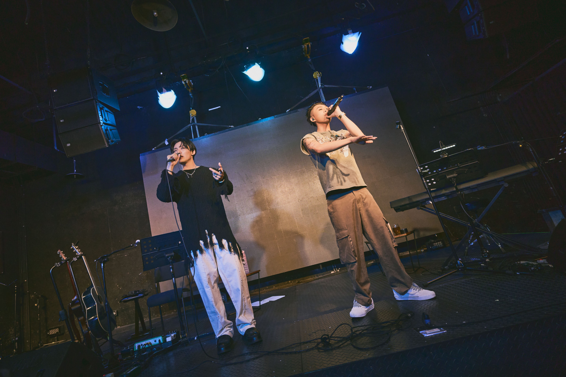 左:徐暐翔、右:同理