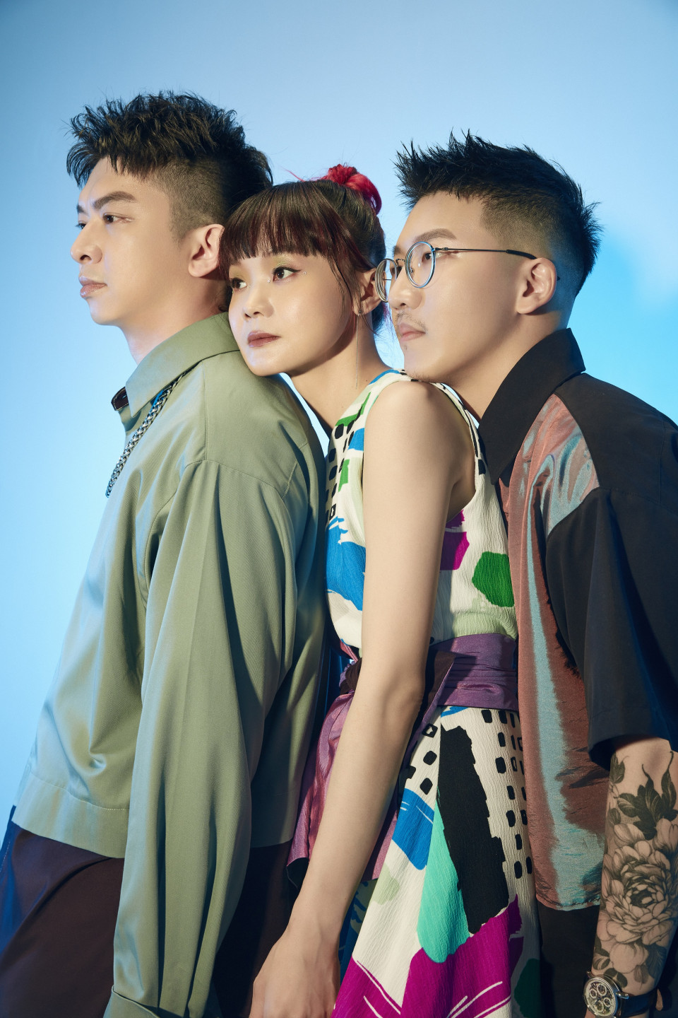 從生活安樂死唱到愛情疑難雜症?青虫新專輯獻給城市打拼青年最溫暖陪伴