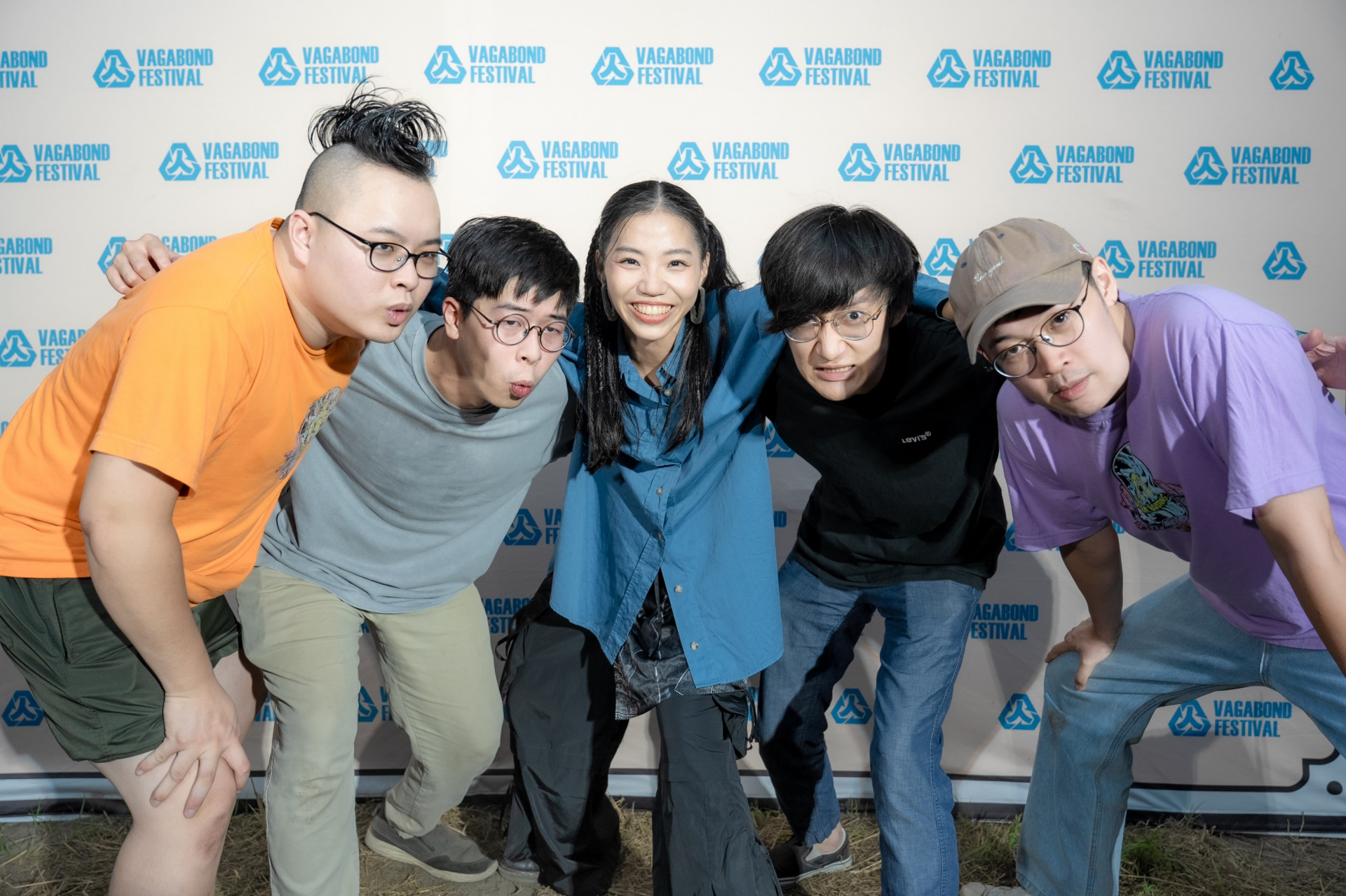 Robot Swing Feat.洪佩瑜