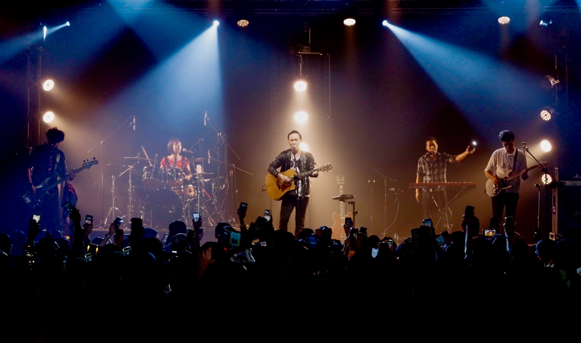 回聲樂團預告「年底還會有新歌即將曝光」