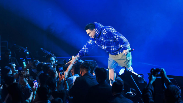 蘇永康為「一個人」獻唱《我一直都在》徵求會唱歌迷同台飆歌