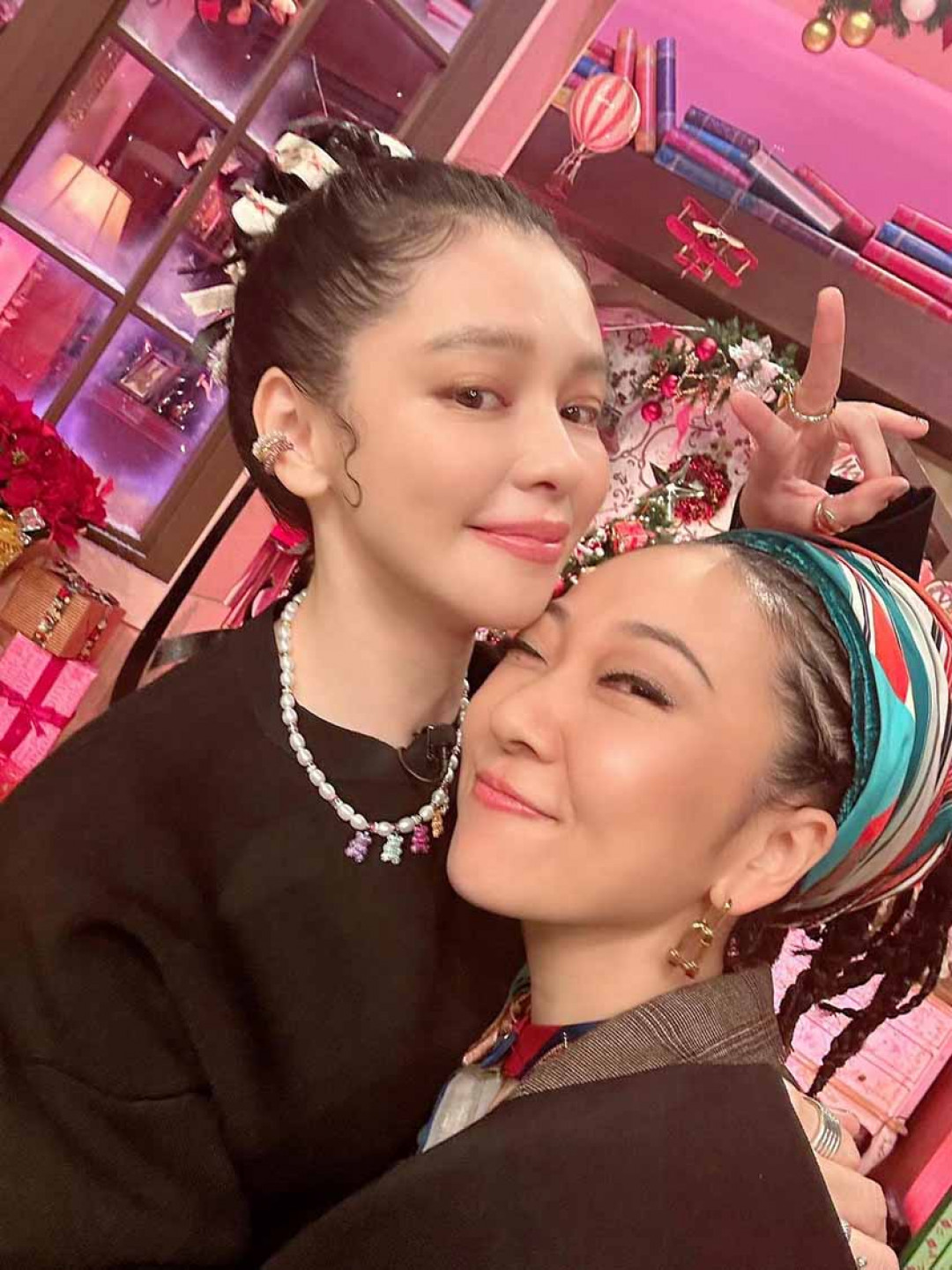 左:徐若瑄、右:米希亞