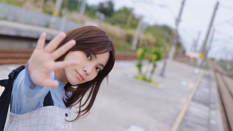 10年背包的陪伴！陳佩賢背媽媽送的禮物來台追夢 首張個人專輯《I Am》創作主打〈21〉保持初衷