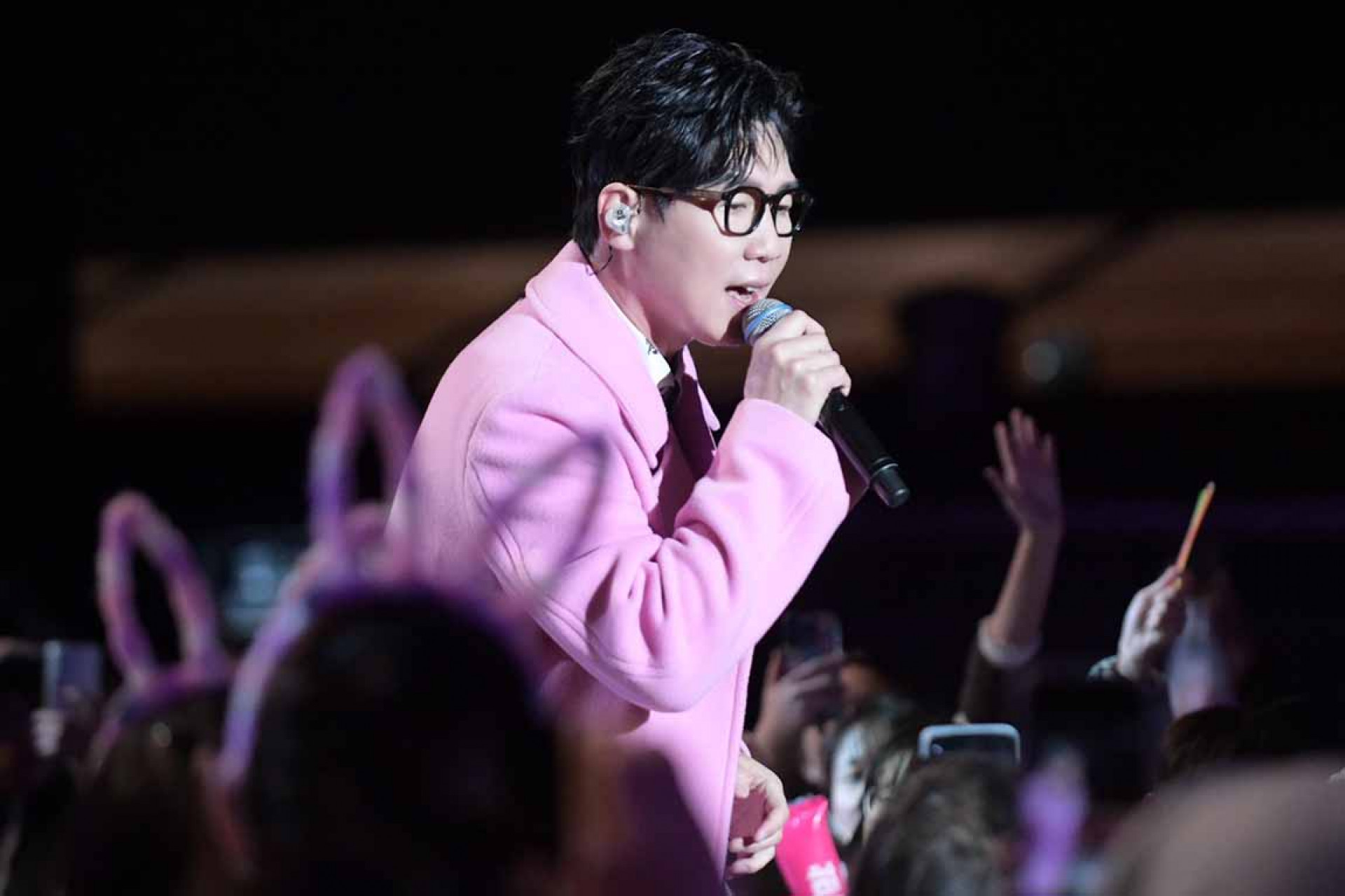 「暖聲情歌王」品冠於31日在「「2023-2024花蓮太平洋觀光節」跨年演唱會演出。(照片提供:三立電視台)