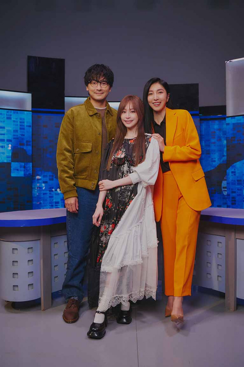 左至右:鄭元暢、王心凌、楊謹華2