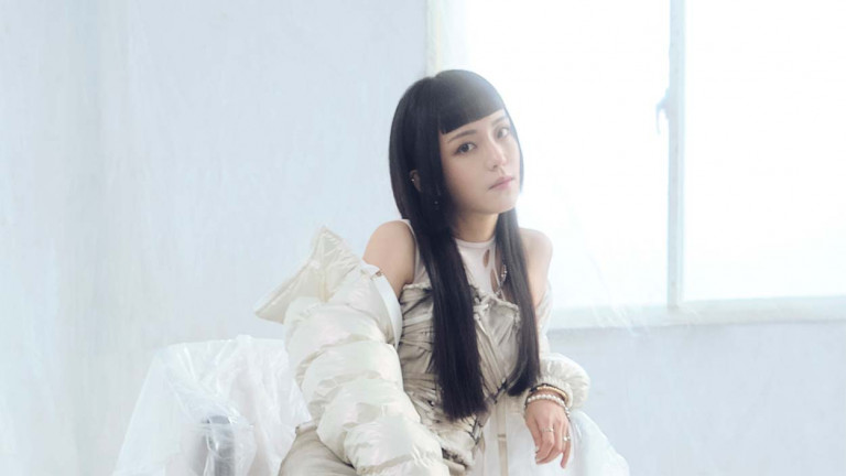 「搖滾女聲」李嫣 Bibo接連出擊又一力作 將低潮心境與疾病轉為厭世代的音樂能量