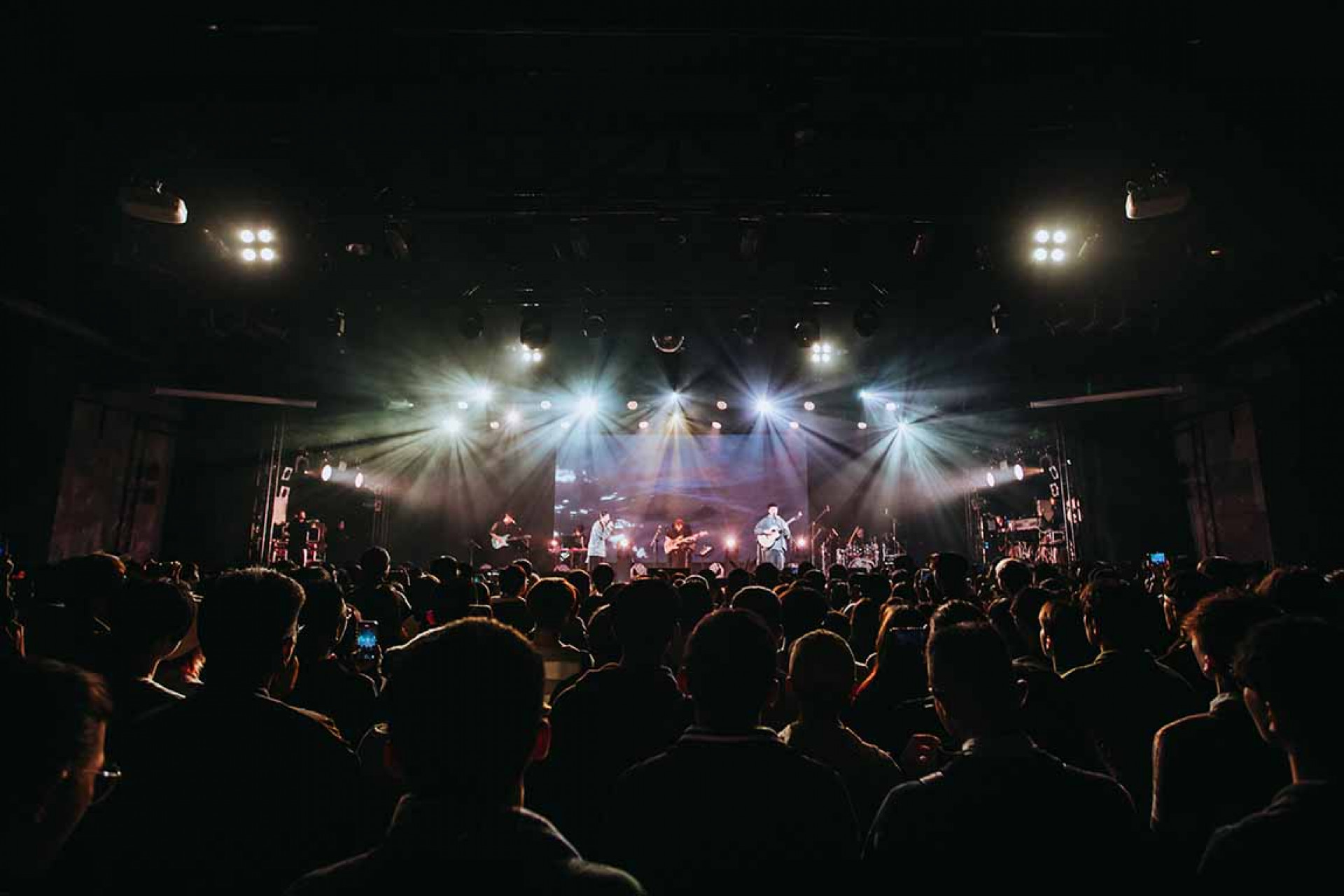 南西肯恩巡迴高雄場滿場樂迷支持_Photo Credit_黑市音樂