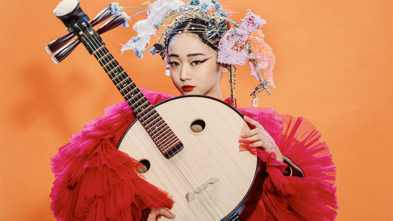 錢潤玉跨國攜手Fiji blue主唱 新專輯特地飛往洛杉磯錄製 為保護古典樂器『阮』特地升級艙等