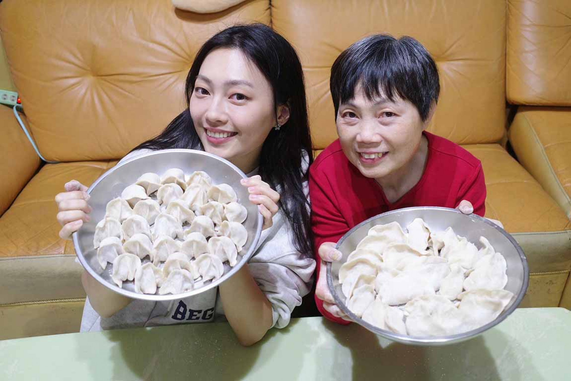 琟娜Verna,媽媽