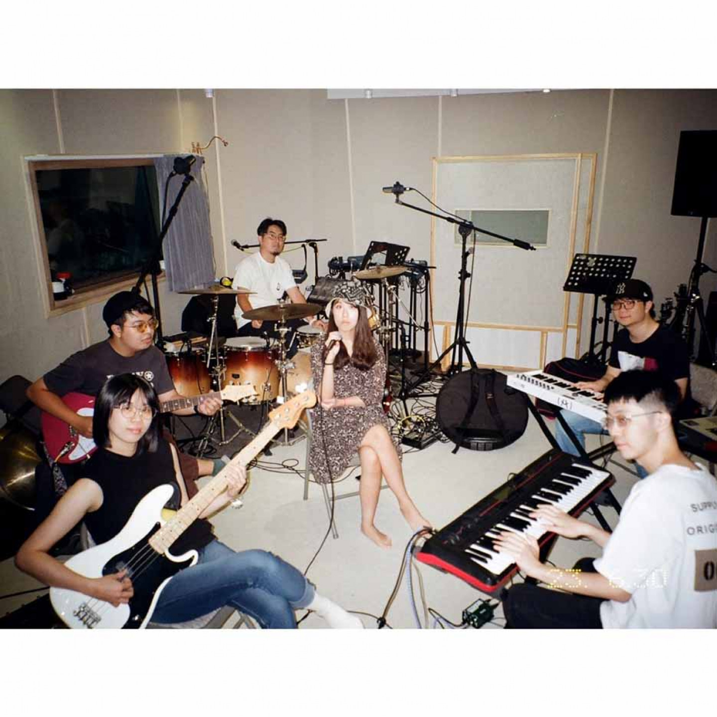 羊駝小姐與團員照