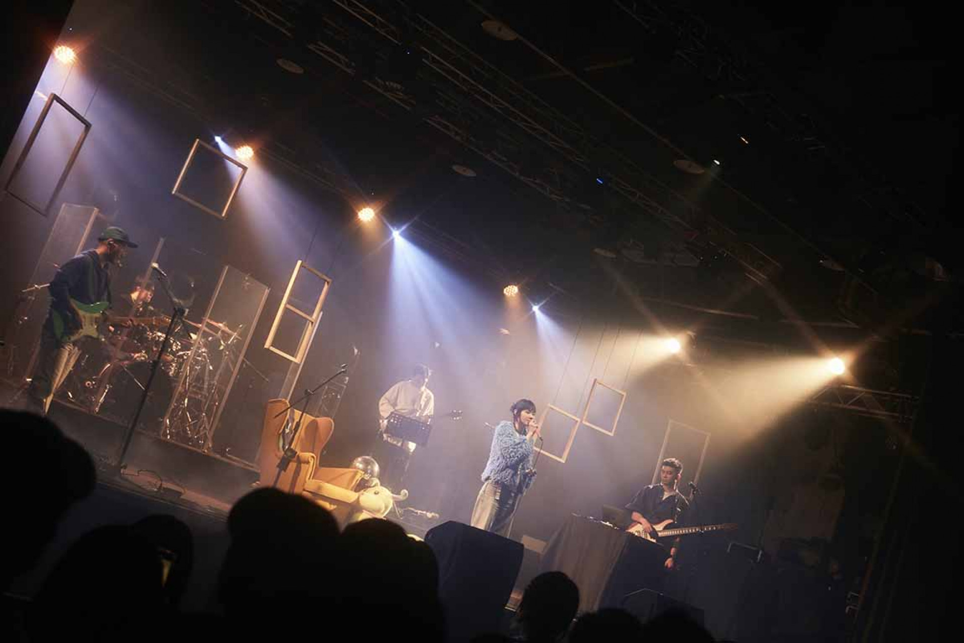 「編織系都會民謠樂團」青虫aoi首次舉辦千人演唱會順利落幕！