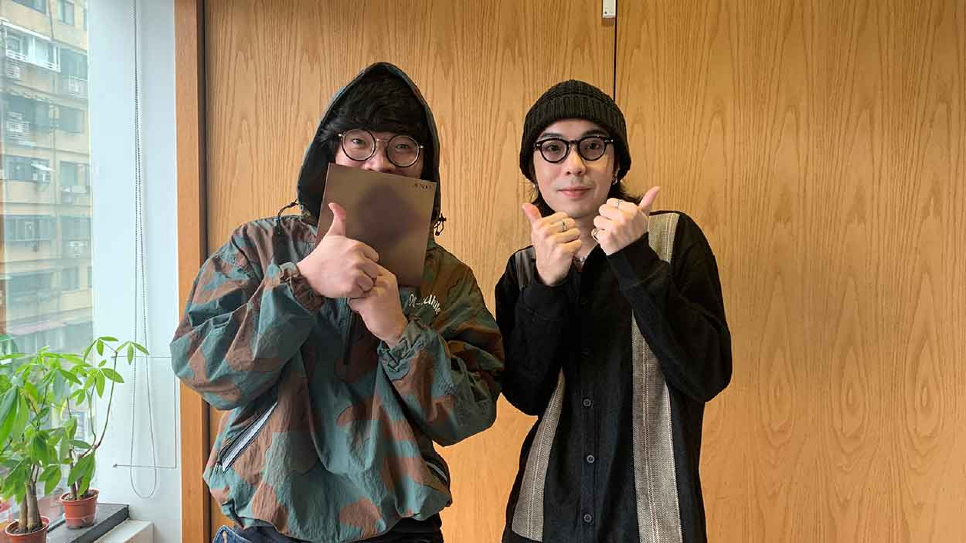 盧廣仲合影