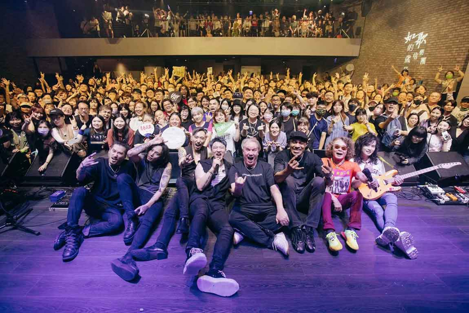 b8002889e499440b2c89a78bd0bee305