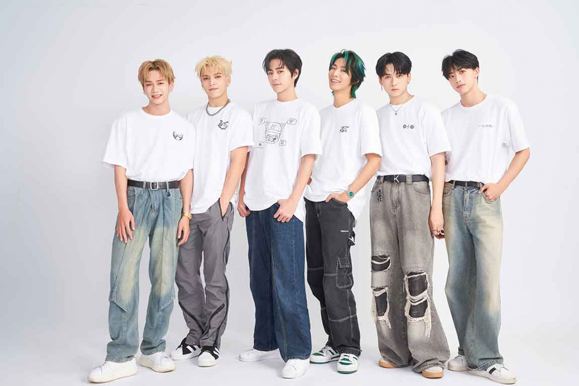 Ozone1_(左起)子翔、哲言、佳辰、煥鈞、祖安、文廷