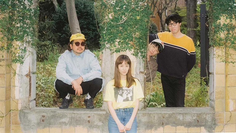 去年來台掀起旋風日本 indie pop 樂團 xiexie 攜手「我是機車少女」凌元耕打造〈kiwi〉收錄於新專輯《wellwell》