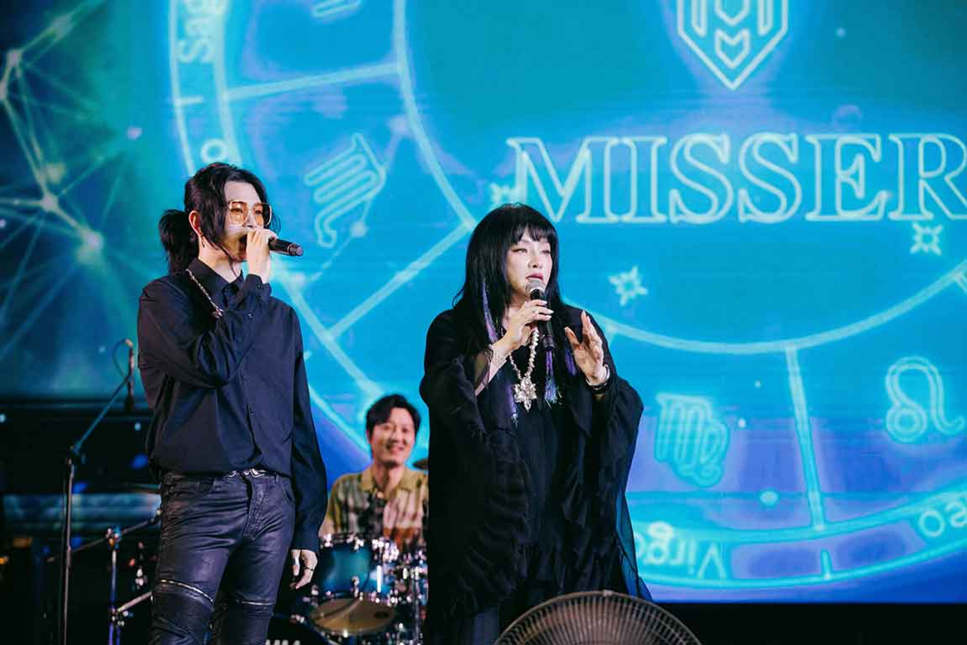 圖04:麋先生好事接連,金曲提名、首次攻蛋輪番上陣,唐綺陽台上聊起金曲運勢「三個字」透露玄機。(相信音樂提供)