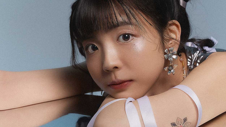 曾任 The Fur.、強迫女孩合成器合作樂手 XuanXuan首張EP《Path and Mind》邀歌手王彙筑擔綱配唱製作人