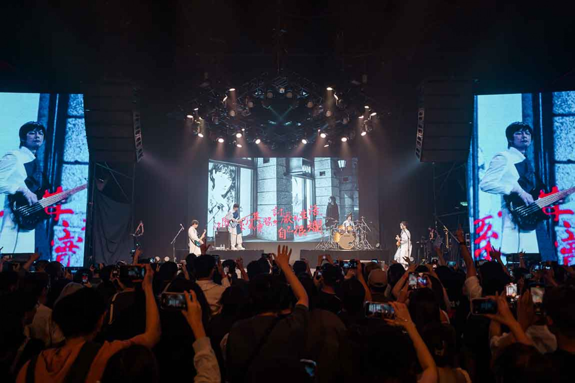 康士坦的變化球「眠月線」演唱會首度前進馬來西亞