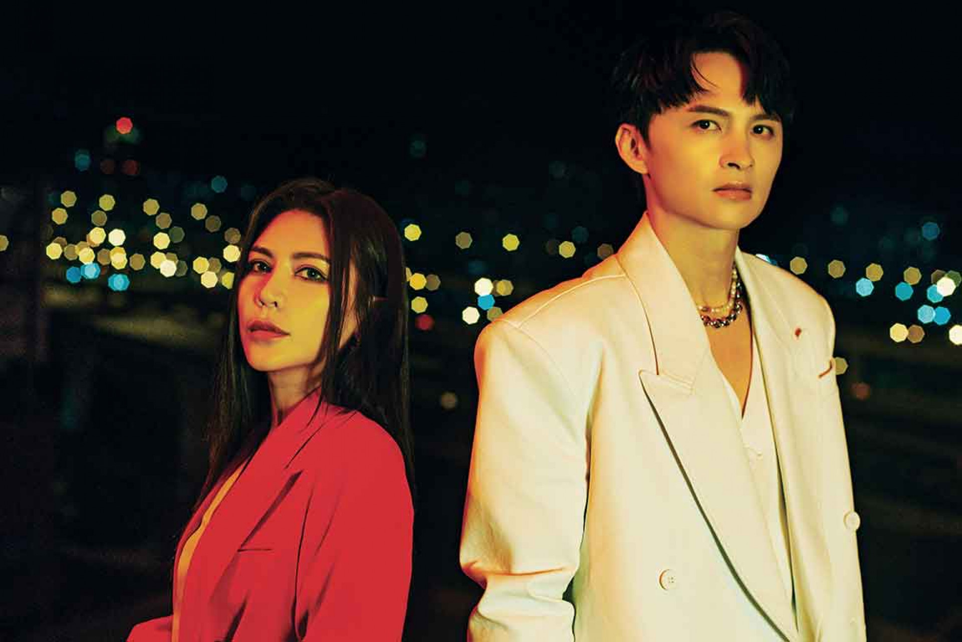 橫式_(左起)艾怡良、陳建瑋