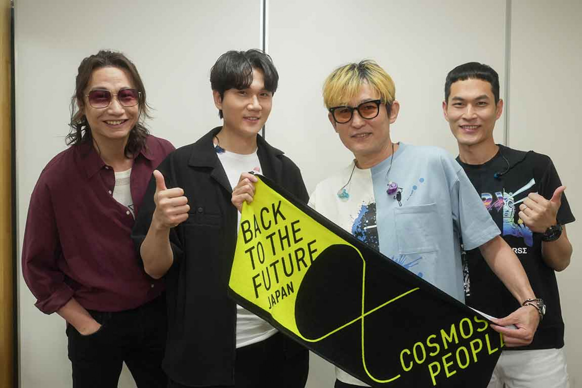 圖01:金曲樂團宇宙人睽違5年東京開唱 神秘嘉賓創作才子Suga-Shikao力挺站台。(相信音樂提供)