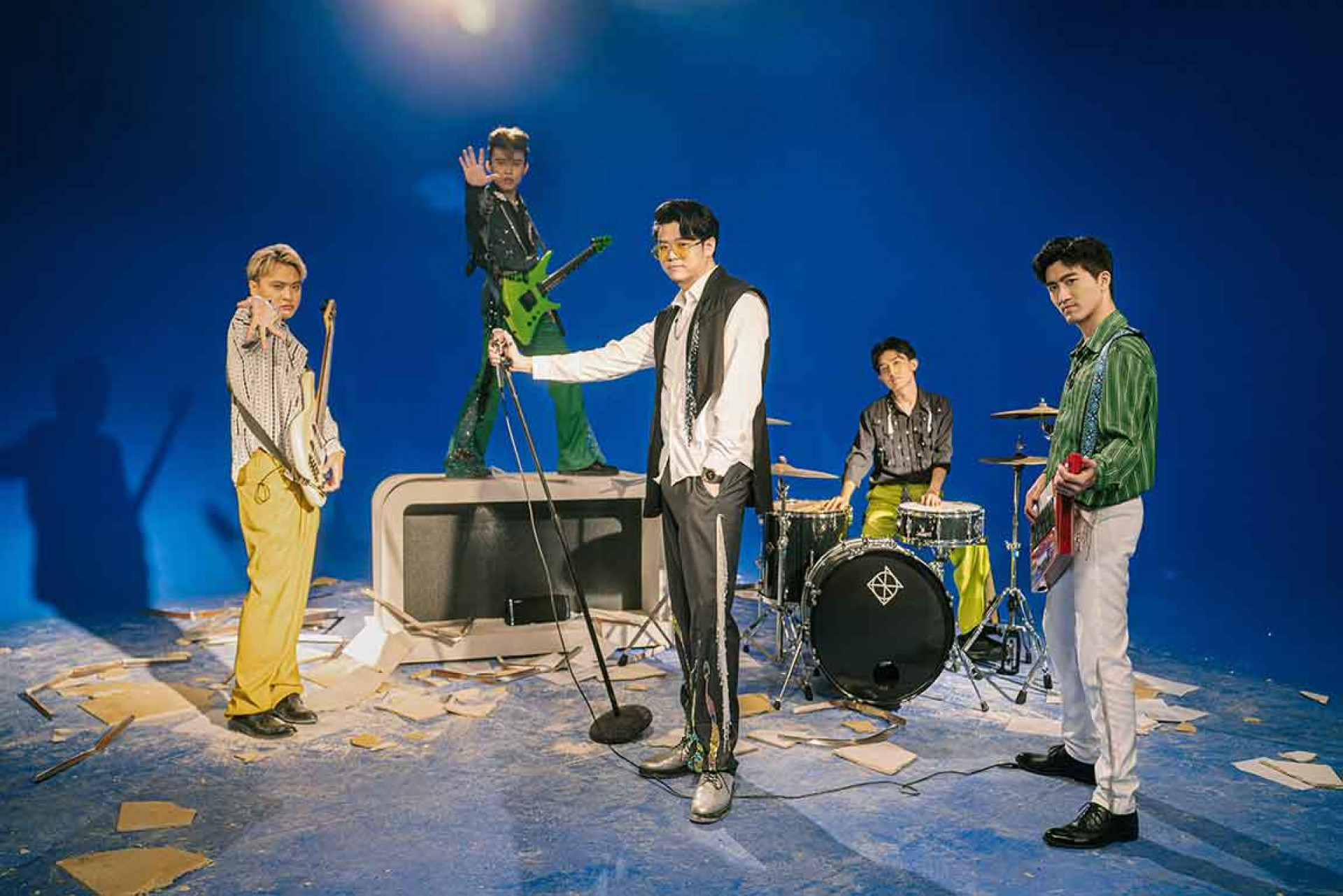 icyball冰球樂團X百萬YouTuber賤葆--2024合製「後宮系吉他英雄」單曲〈HERO〉!