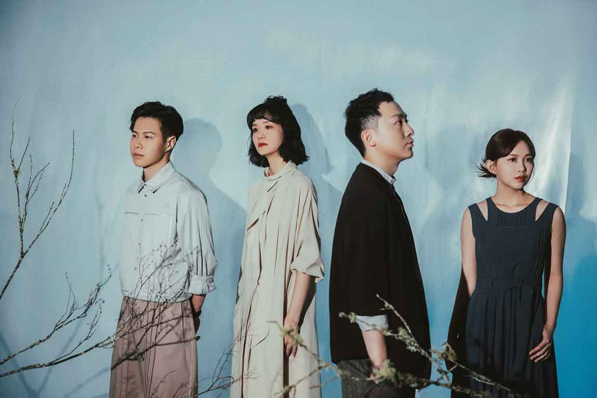 Cicada團員，左起：木吉他蔡巽洋、團長兼鋼琴江致潔、小提琴許罡愷、大提琴楊庭禎／桃子