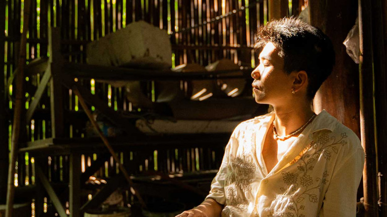 「熱帶浪漫男子」雷擎 第二張創作專輯《南洋探險隊 South Expedition》闖入鐘乳石洞創作 同行樂手直呼「雷擎你真的太瘋狂了！」