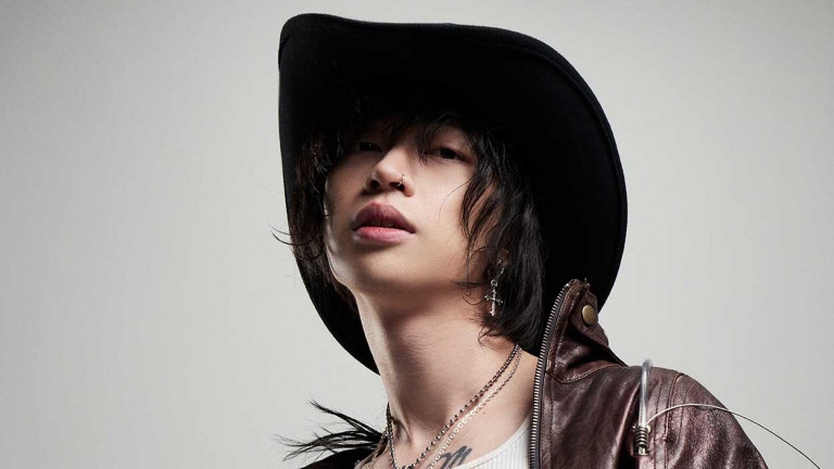 全球破百億收聽 亞裔才子 keshi 重返開唱破紀錄挑戰「體育館」等級 明年3月28日 帥氣開唱