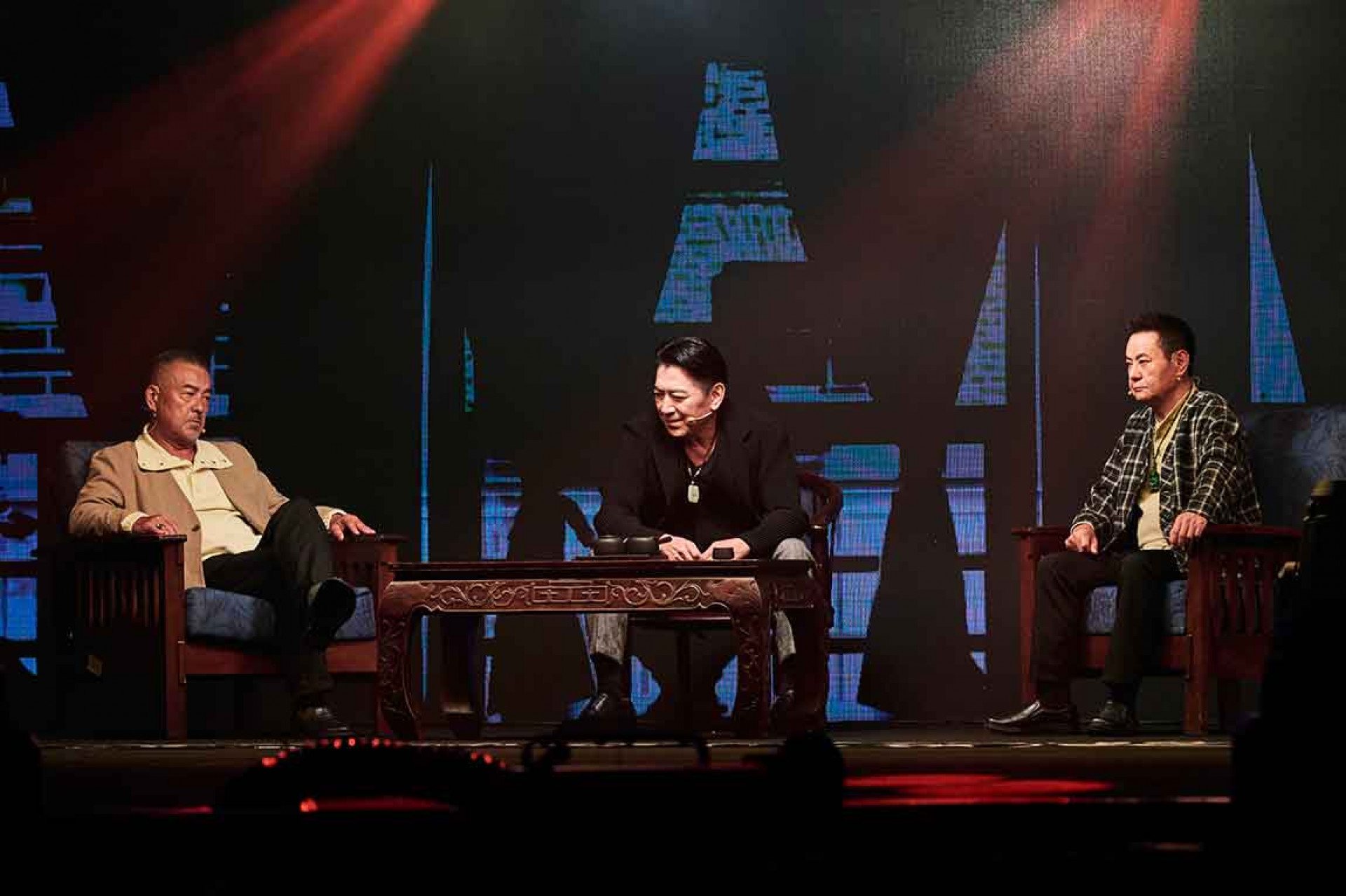 蔡振南、高捷、龍天翔同台飆戲