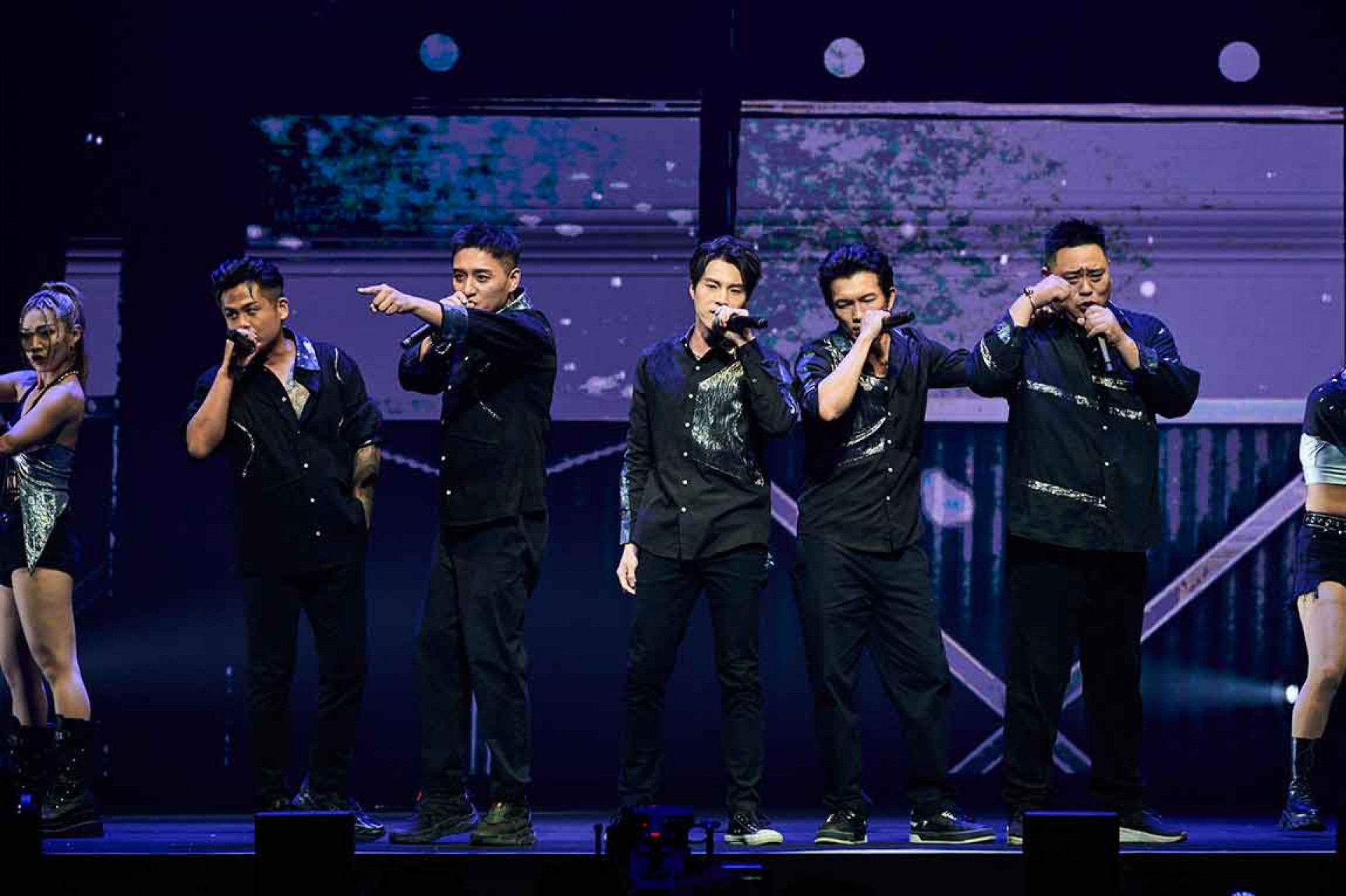 鄭人碩領軍「五虎將」成員-化身嘻哈男團大秀饒舌絕技