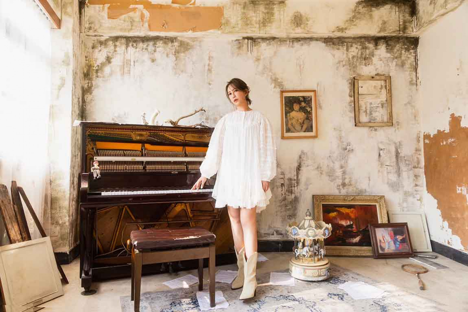 01-Mavis瑪菲司《你不是一個人》展空靈唱腔-