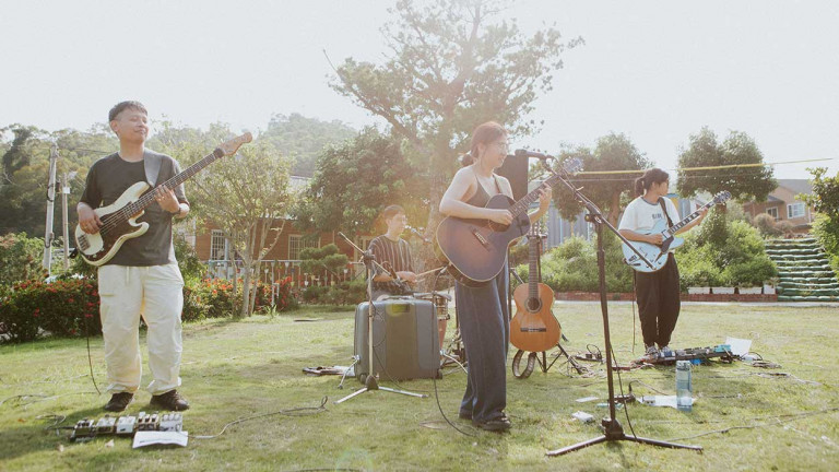 陪伴系樂團緩緩 Huan Huan巡演歷時近一年、經歷13場巡迴演出 迎來「台北最終場」