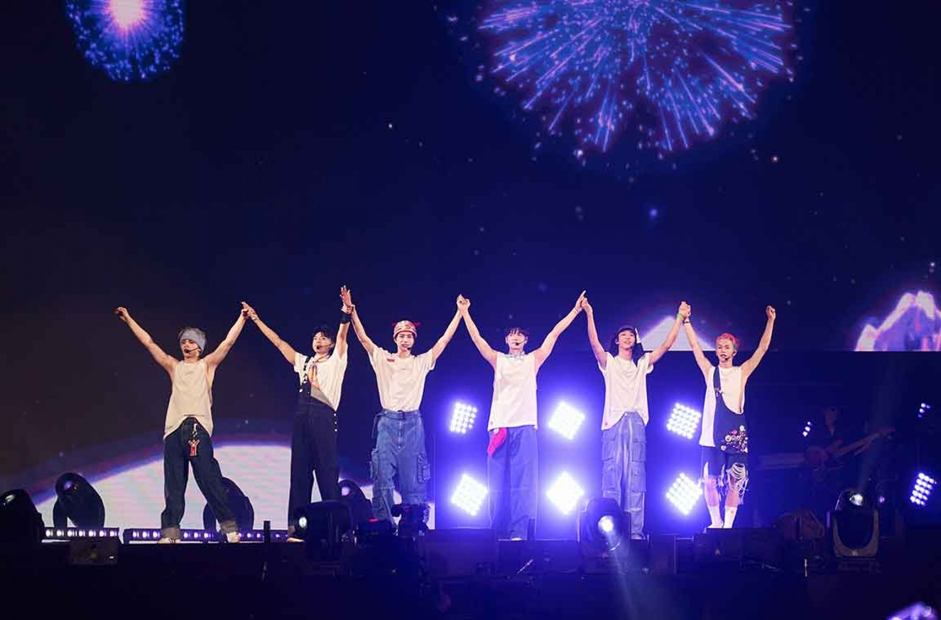 (左起)哲言、文廷、佳辰、祖安、煥鈞、子翔