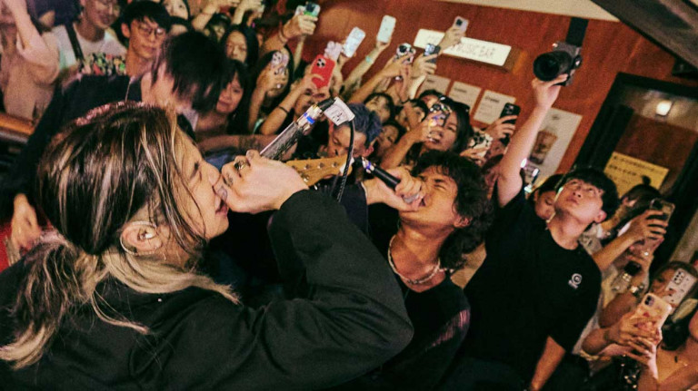 信義徒步區突變音樂祭 福夢攜手Marz 23  彩蛋王謙 搖滾夢想爆火花