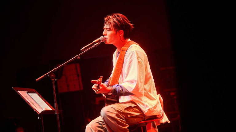 終於開了自己的演唱會！粉絲驚喜慶生陳昊森哽咽 難得袒露內心話 陳昊森告白：「只有這個時候才有勇氣」