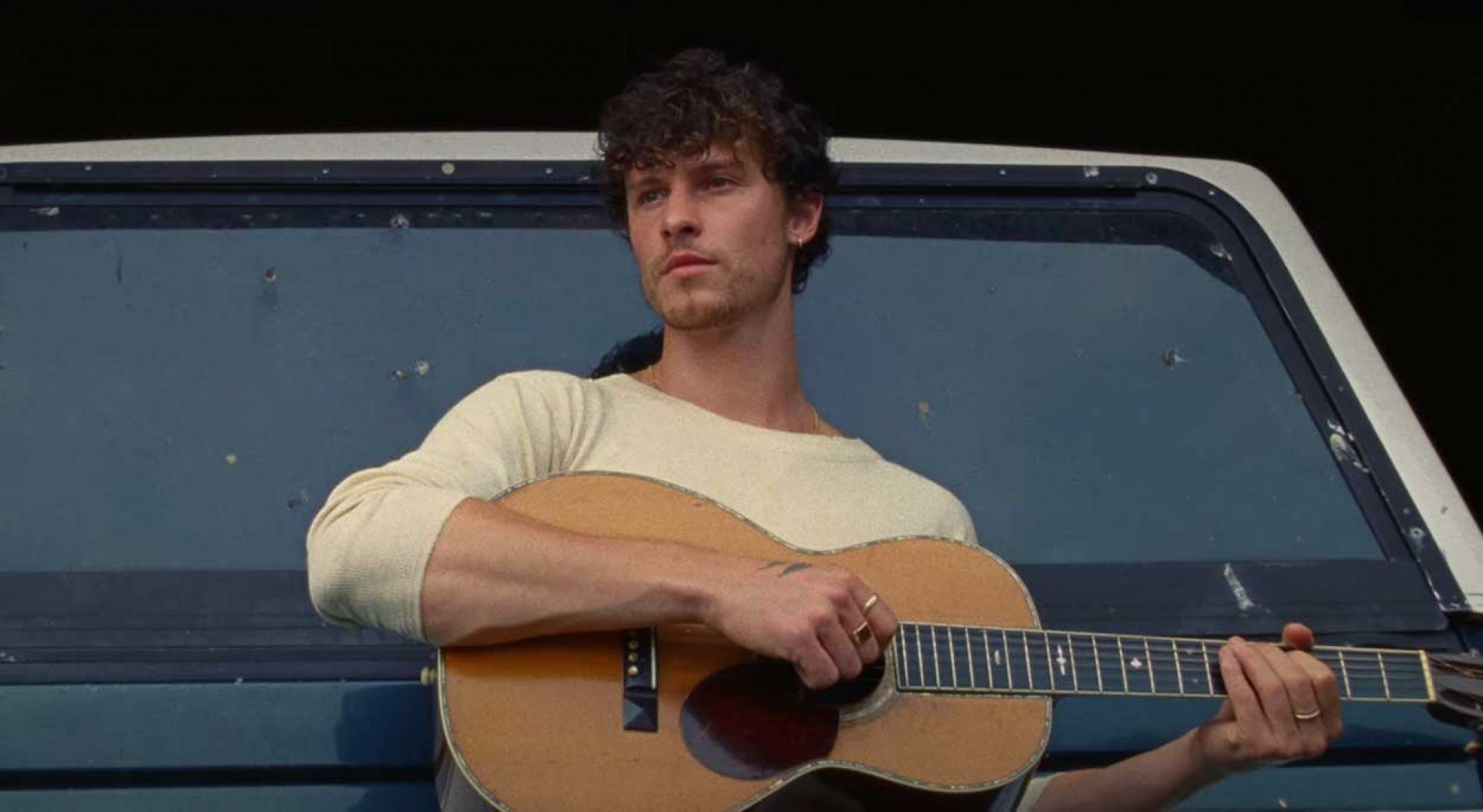 尚恩曼德斯---截自YouTube