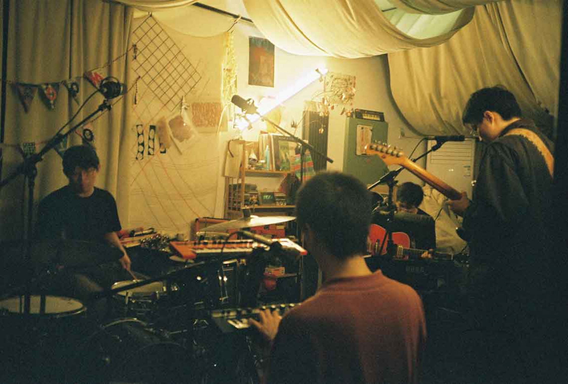 臥軌的火車_宣傳照07