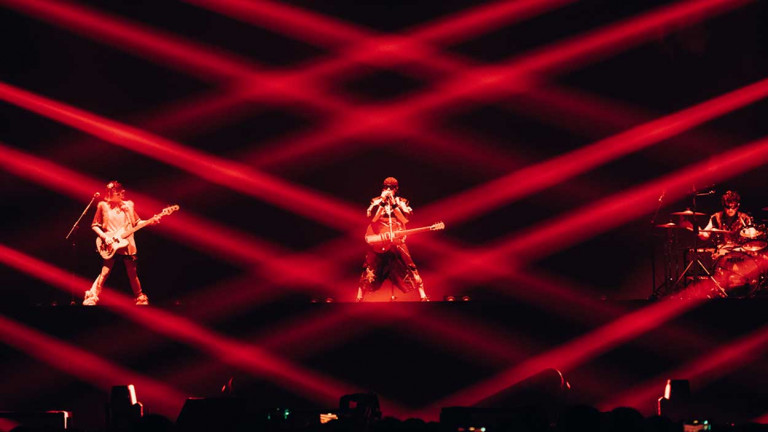 怕胖團成功〈搞砸高流〉 搖旗揪麋先生深情高呼我沒有用