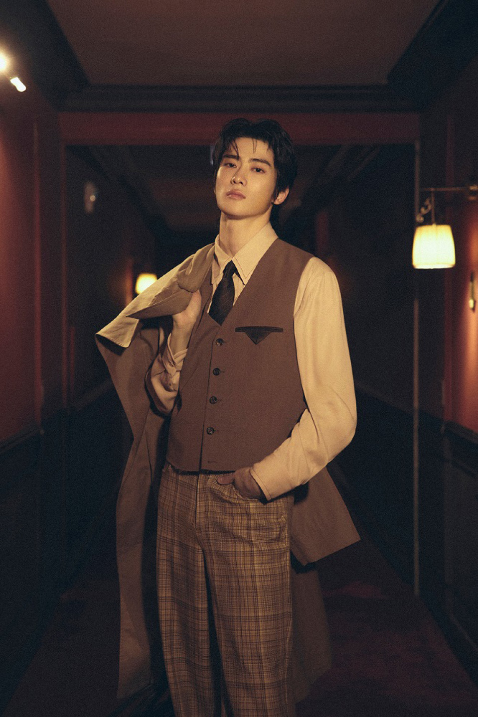 2024-08-27-avex-taiwan-KPOP-在玹首張專輯《J》宣傳照2