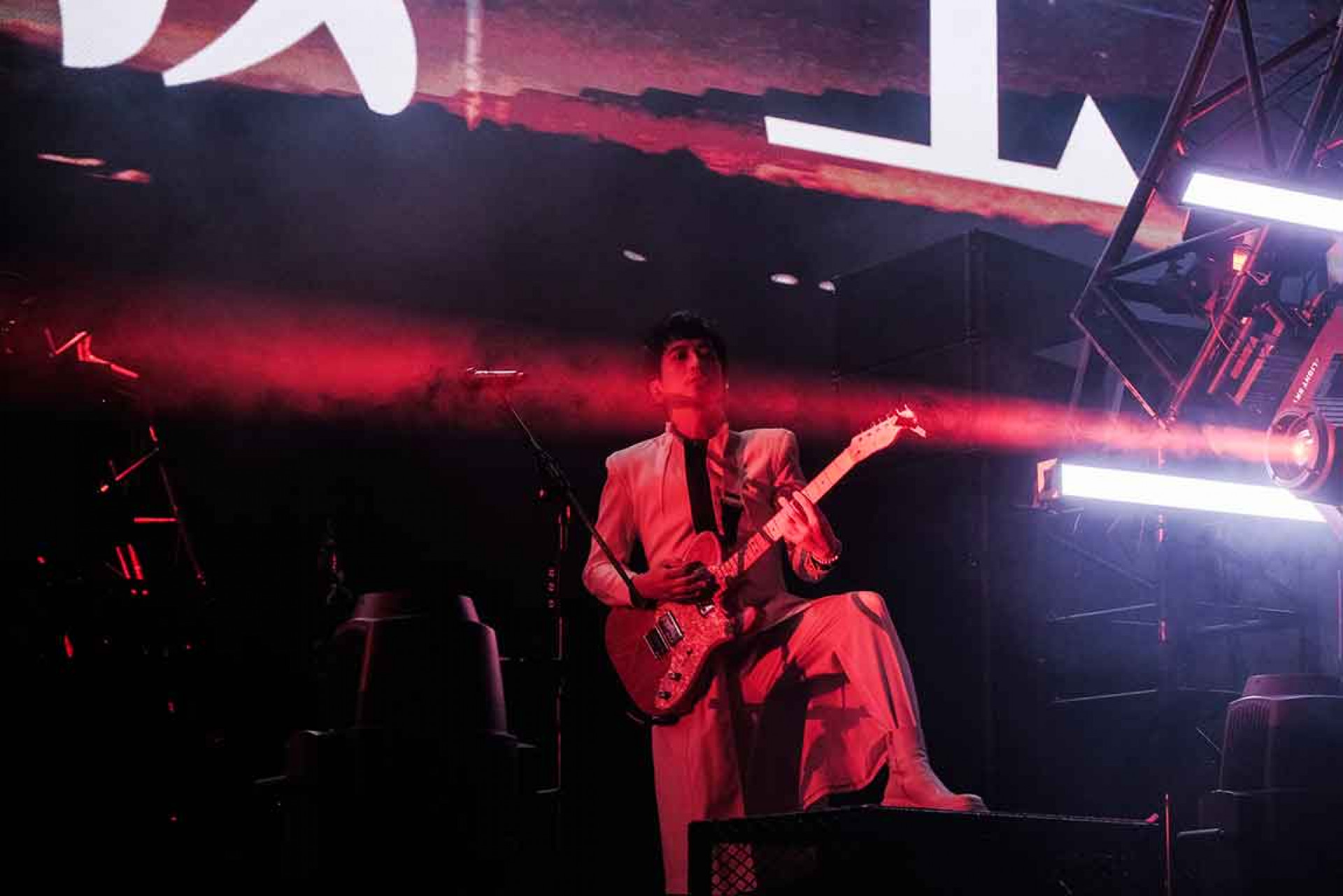 吉他手ARNY很高興這次推出的眠月線電影能入選高雄電影節