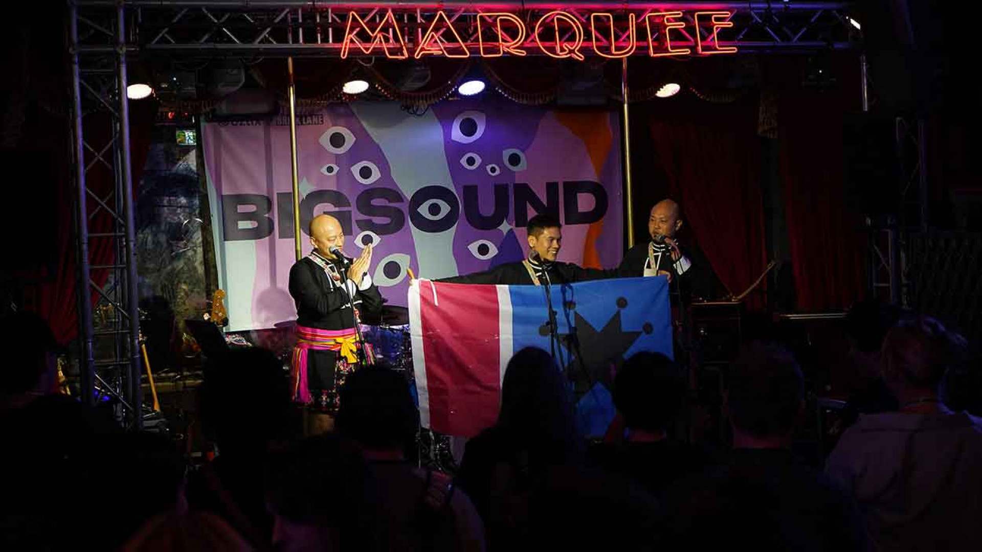 Suming-透露未來的活動包括十月的阿米斯音樂節論壇以及更多跨界合作新作品將推出