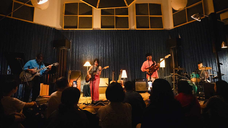 陪伴系樂團緩緩 Huan Huan 年度演出《被拉長得不可思議》精心設計「歸屬感」主題概念專場