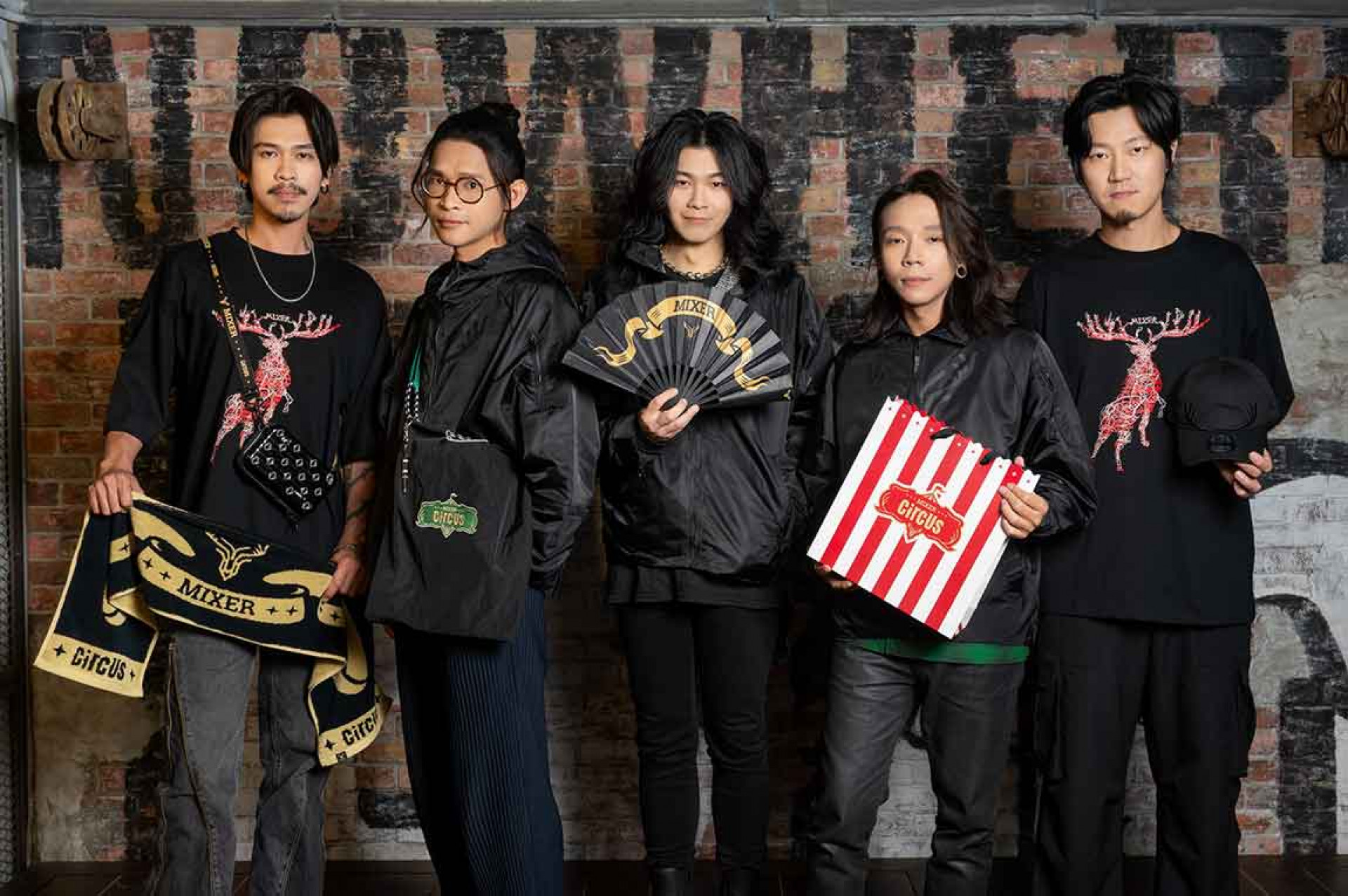 圖02:麋先生「馬戲團運動」演唱會11款周邊商品熱銷,驚喜預售中。(相信音樂提供)